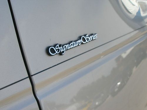 2000 Lincoln Town Car Signature Sedan 4-Door 4.6L - NO RESERVE, image 16