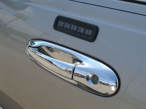 2000 Lincoln Town Car Signature Sedan 4-Door 4.6L - NO RESERVE, image 17