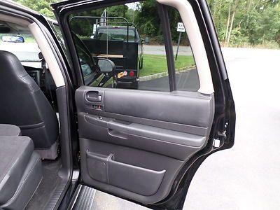 NO RESERVE 2003 DODGE DURANGO 4WD LEATHER 3RD ROW SEAT GREAT CONDITION, image 73