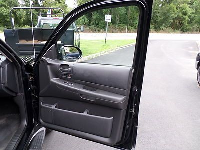 NO RESERVE 2003 DODGE DURANGO 4WD LEATHER 3RD ROW SEAT GREAT CONDITION, image 83
