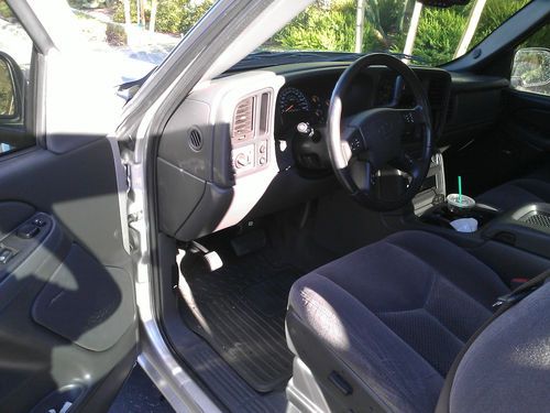 Chevy Silverado C1500 CREW CAB 5.3L V8 Vortec. Automatic, image 3