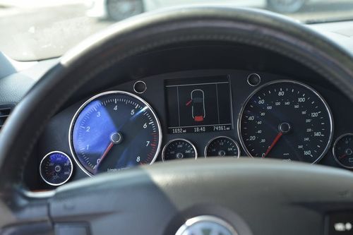 2005 Volkswagen Touareg 4WD V 8 SUN ROOF, US $15,900.00, image 5