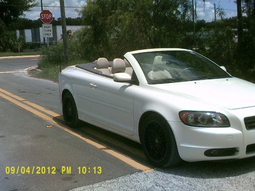 2007 volvo c70 t5 convertible  stunning!! salvage title already fixes save!!