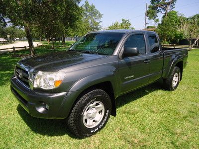 Florida 09 tacoma 1-owner extnd cab sr5 v6 rear camera clean carfax best offer !