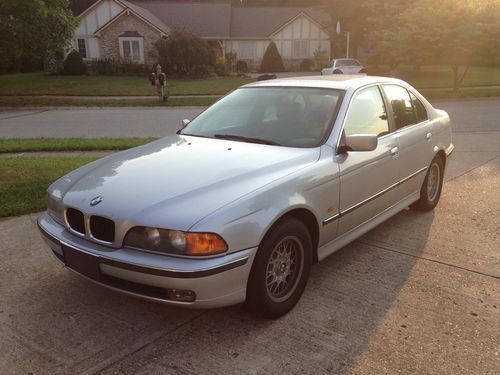 1997 bmw 528i base sedan 4-door 2.8l
