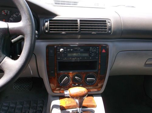 2000 Volkswagen Passat, NO RESERVE, image 4