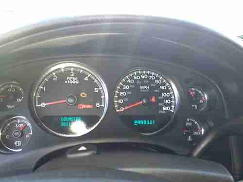 2007 chevorlet Z-71 LTZ ext. cab 4x4 6'inch lift 20' wheels 35