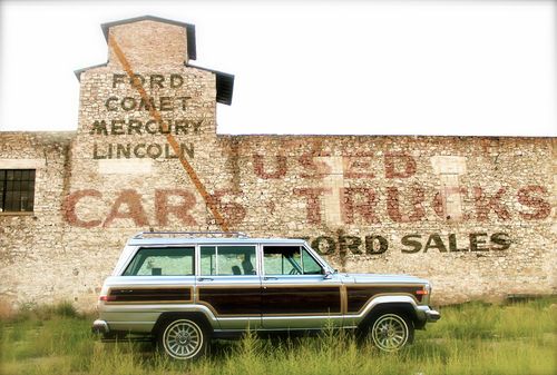 1991 jeep grand wagoneer, beautiful condition &amp; runs great!!