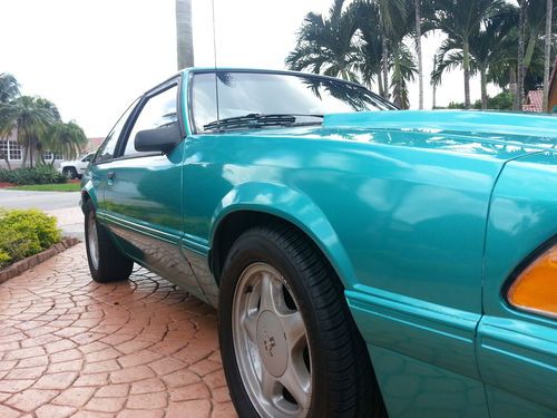 1993 Ford Mustang LX Hatchback 2-Door 5.0L, image 12