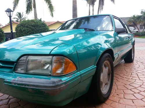 1993 Ford Mustang LX Hatchback 2-Door 5.0L, image 13