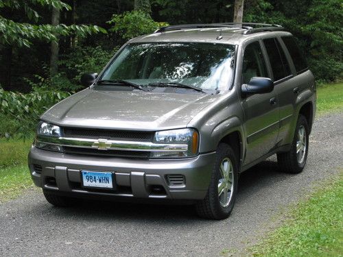 2005 chevrolet trailblazer ls only 73k miles excellent condition