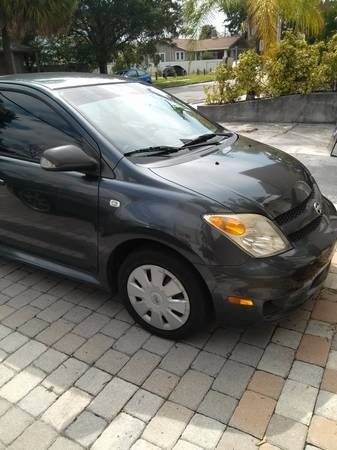 2006 scion xa base hatchback 5-door 1.5l