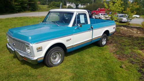 1972 chevy c-10 short bed pick-up