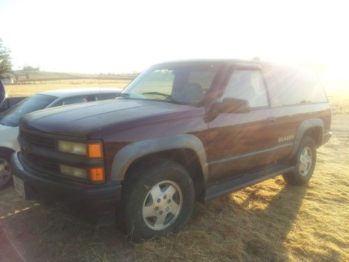 1994 chevrolet blazer base sport utility 2-door 5.7l