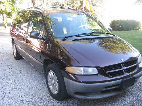 1996 dodge grand caravan  excellent work / transport passenger van