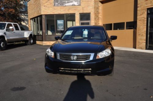 4dr I4 Manual 2.4L CD 4 Cylinder Engine