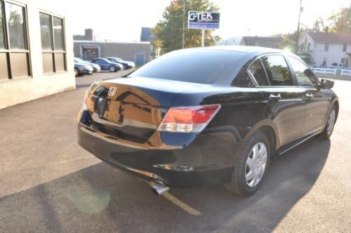 4dr I4 Manual 2.4L CD 4 Cylinder Engine