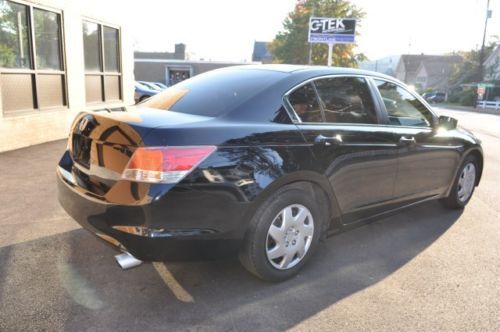 4dr I4 Manual 2.4L CD 4 Cylinder Engine