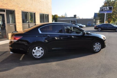 4dr I4 Manual 2.4L CD 4 Cylinder Engine