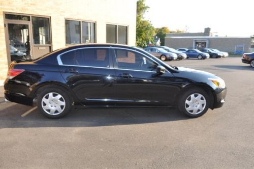 4dr I4 Manual 2.4L CD 4 Cylinder Engine