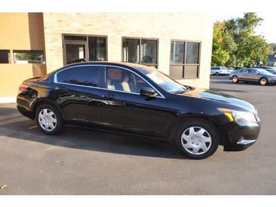 4dr I4 Manual 2.4L CD 4 Cylinder Engine