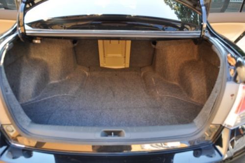 4dr I4 Manual 2.4L CD 4 Cylinder Engine