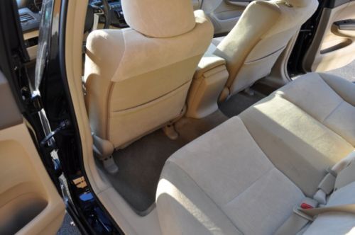 4dr I4 Manual 2.4L CD 4 Cylinder Engine