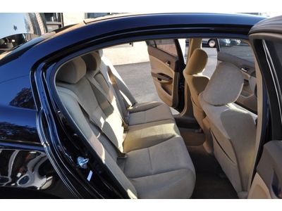 4dr I4 Manual 2.4L CD 4 Cylinder Engine