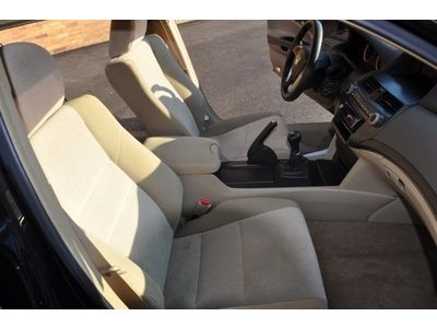 4dr I4 Manual 2.4L CD 4 Cylinder Engine