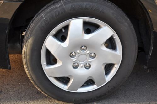 4dr I4 Manual 2.4L CD 4 Cylinder Engine