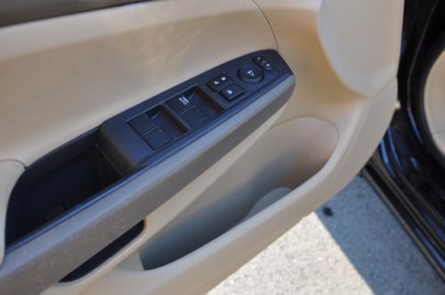 4dr I4 Manual 2.4L CD 4 Cylinder Engine