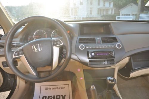 4dr I4 Manual 2.4L CD 4 Cylinder Engine