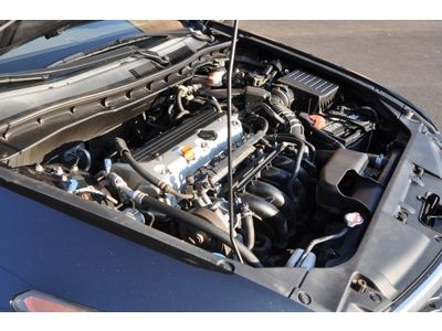 4dr I4 Manual 2.4L CD 4 Cylinder Engine