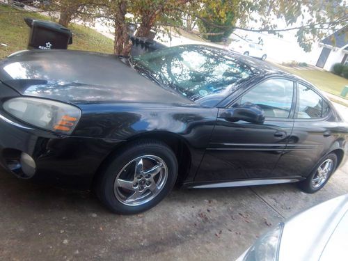 Black 2004 pontiac grand prix gt2 sedan 4-door 3.8l! one owner! great car!!