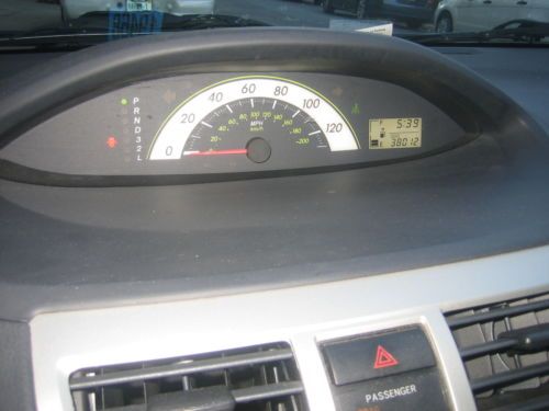 ECONOMY 2007 toyota yaris BLUE 4 dOOr Sedan Auto 4 Cylinder A/C CD 38k miles NY, US $6,499.00, image 7