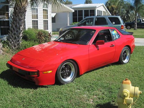 1985 porsche 944 base coupe 2-door 2.5l