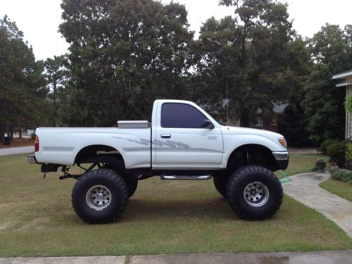 1996 toyota tacoma dlx standard cab pickup 2-door 2.7l