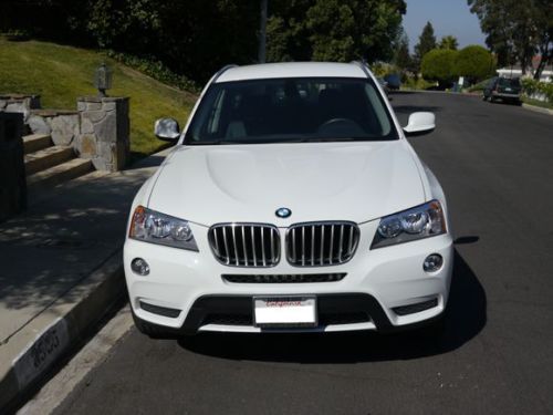 Bmw x3 28i one owner 18,500 miles **excellent condition**