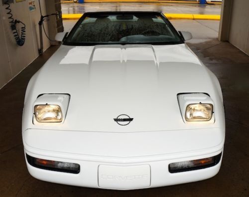 Beautiful 1995 corvette convertible