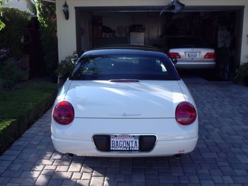 2002 ford thunderbird base convertible 2-door 3.9l