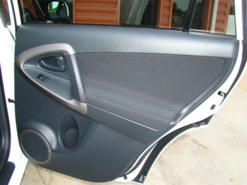 2007 Toyota RAV4, V6 4WD, Sport Package, Sunroof, 65k Miles, Well Taken Care Of, US $11,500.00, image 25