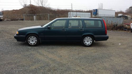 1996 volvo 850 base wagon 4-door 2.4l
