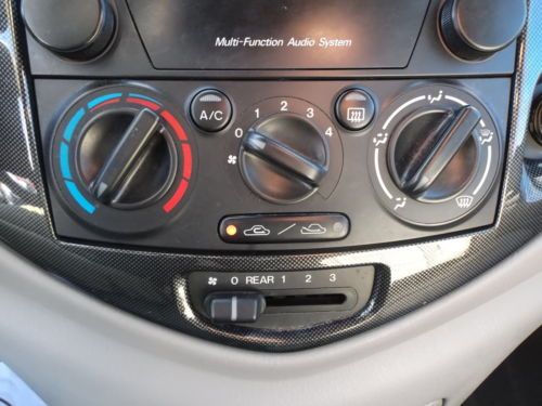 ONE OWNER CLEAN CARFAX POWER DOORS LEATHER CD Traction Control ABS A/C, image 28