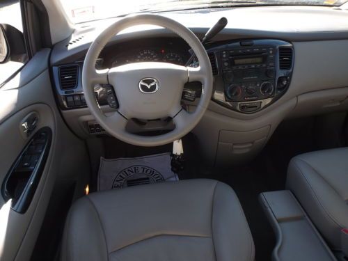 ONE OWNER CLEAN CARFAX POWER DOORS LEATHER CD Traction Control ABS A/C, image 38