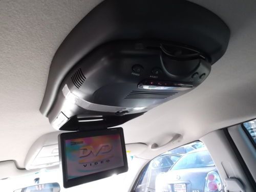 ONE OWNER CLEAN CARFAX POWER DOORS LEATHER CD Traction Control ABS A/C, image 39