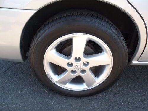 ONE OWNER CLEAN CARFAX POWER DOORS LEATHER CD Traction Control ABS A/C, image 47