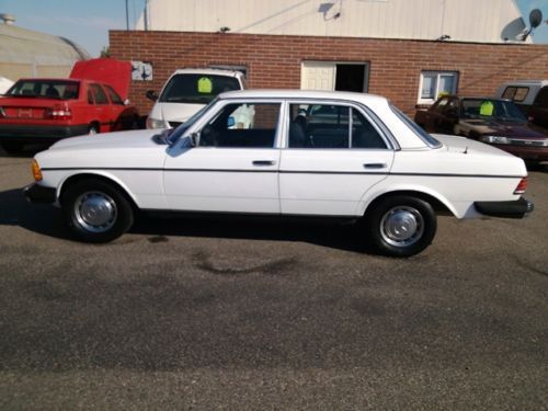 1981  MERCEDES  300D  "NO  RESERVE", image 19
