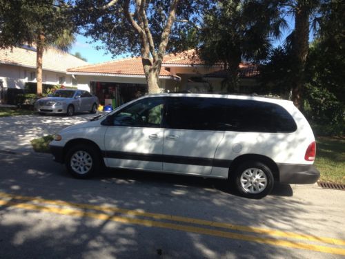 2000 dodge grand caravan se mini passenger van 4-door 3.0l