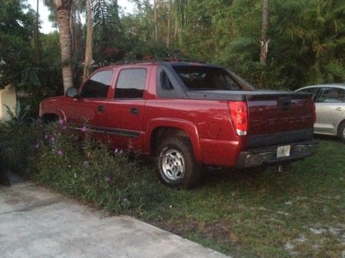 2005 chevrolet avalanche 1500 ls crew cab pickup 4-door 5.3l