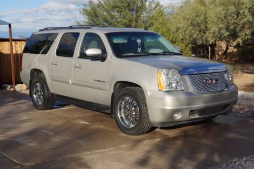 2007 gmc yukon xl 1500 sle sport utility 4-door 5.3l, seats up to 9 passengers